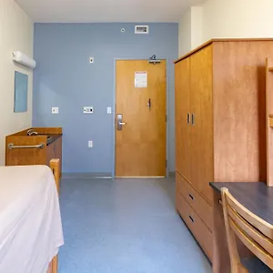  Hostel Dalhousie Canada