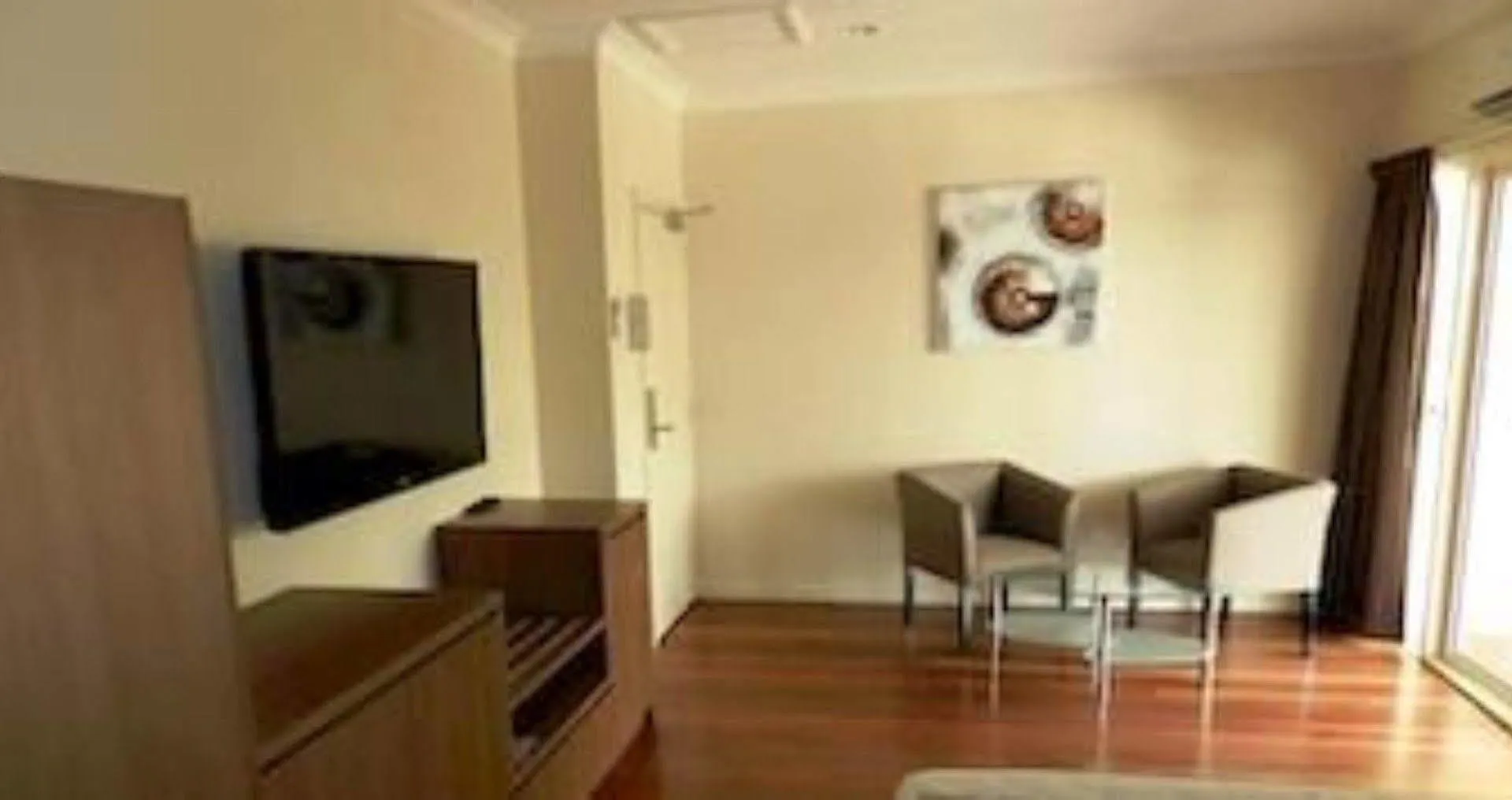 ****  The Australian Hotel Motel Dalby Australia